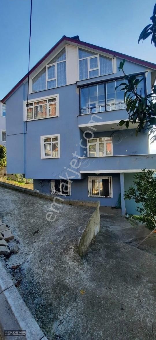 Bulancak İsmet Paşa Satılık Daire PEKDEMİR GAYRİMENKULDEN İSMETPAŞA MAHALLESİNDE FIRSAT 2+1 DAİRE