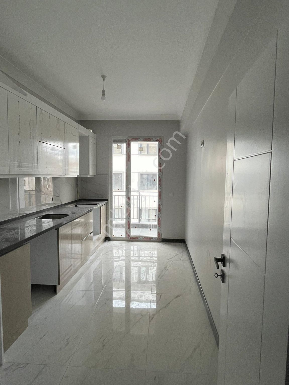 Tuzla Evliya Çelebi'de Merkez Konumunda Satılık Daire - Görsel 5