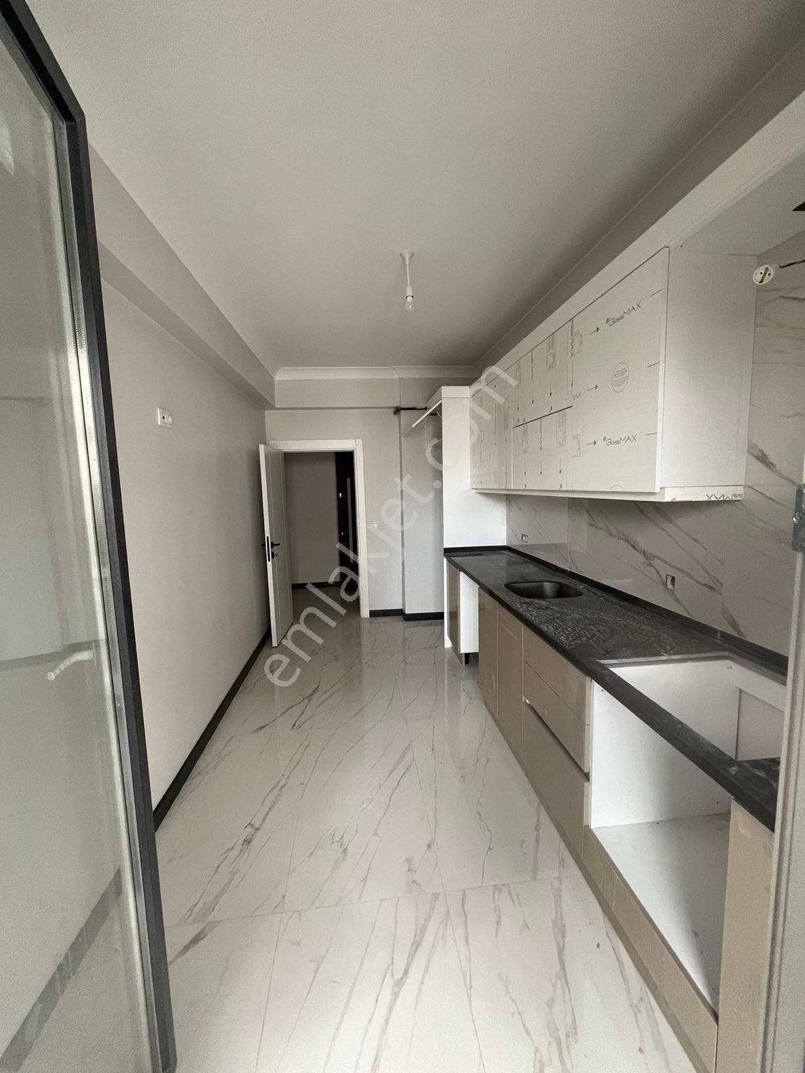 Tuzla Evliya Çelebi'de Merkez Konumunda Satılık Daire - Görsel 8