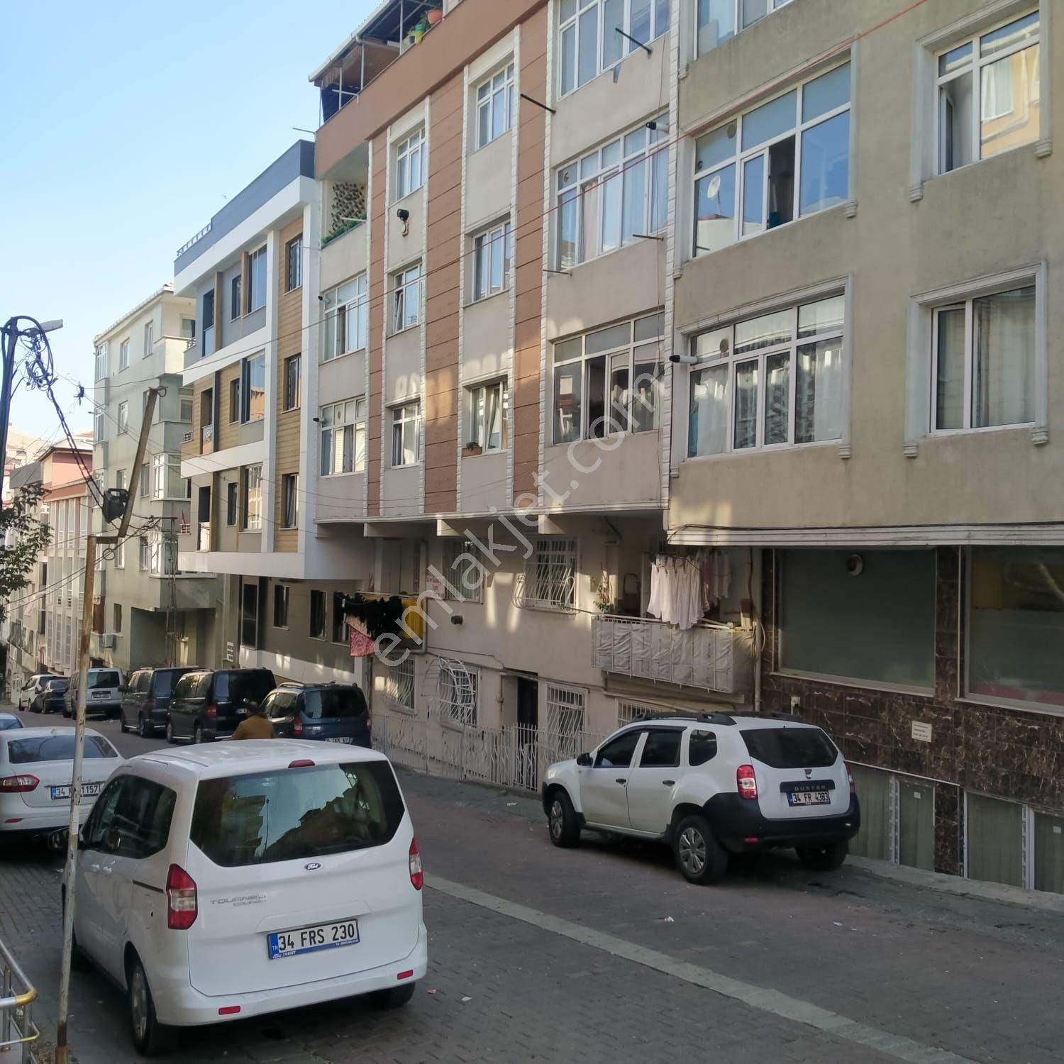 Avcılar Cihangir Kiralık Dükkan & Mağaza Cihangir Kirazlı Caddesi İçi Yapılı Kiralık Cadde Üzeri Dükkan