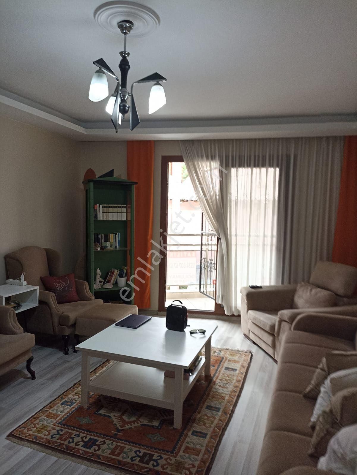 Bayraklı Çiçek Satılık Daire BAYRAKLI ÇİÇEK MAH. FERAH 2+1 85 M² 