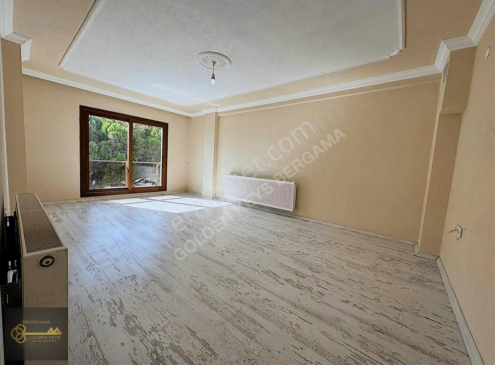 Bergama Fevzipaşa Satılık Daire BERGAMA DA SATILIK GENİŞ 2+1 DAİRE