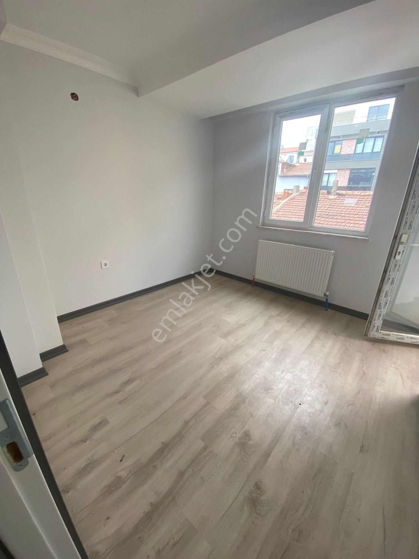 Tepebaşı Çamlıca Satılık Daire  SD696-ÇAMLICA MAH ASANSÖRLÜ ARA KAT 3+1 SATILIK DAİRE