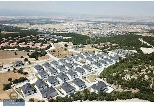 Kütahya Merkez Hacıazizler Satılık Villa Hacıazizler'de Site İçi Satılık 4+1 Villa