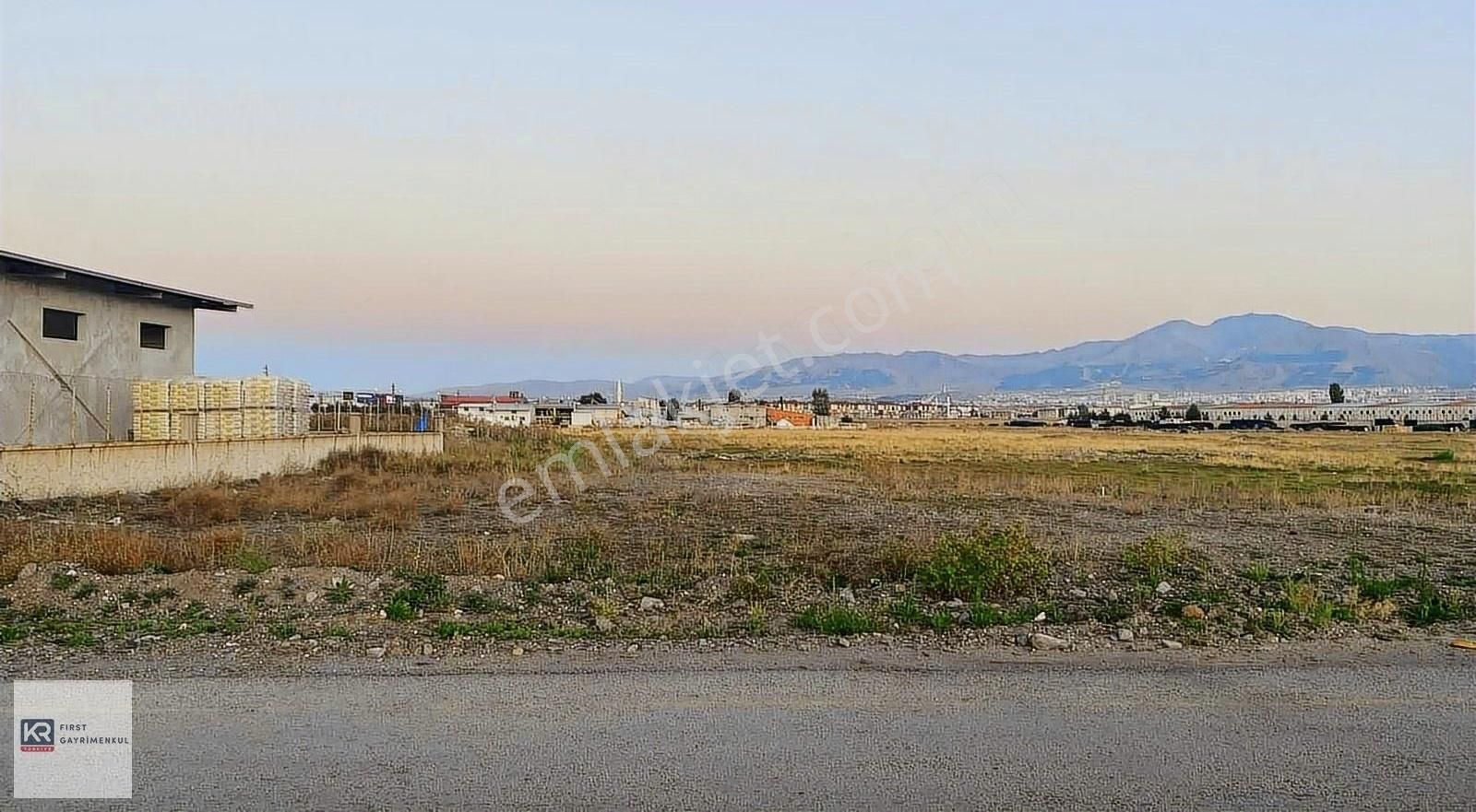 Aziziye Gez Köyü OSB Satılık Ticari İmarlı KRİSTAL FİRST GM'DEN SEBZE MEYVE HALİ KARŞISI SATILIK ARSA!