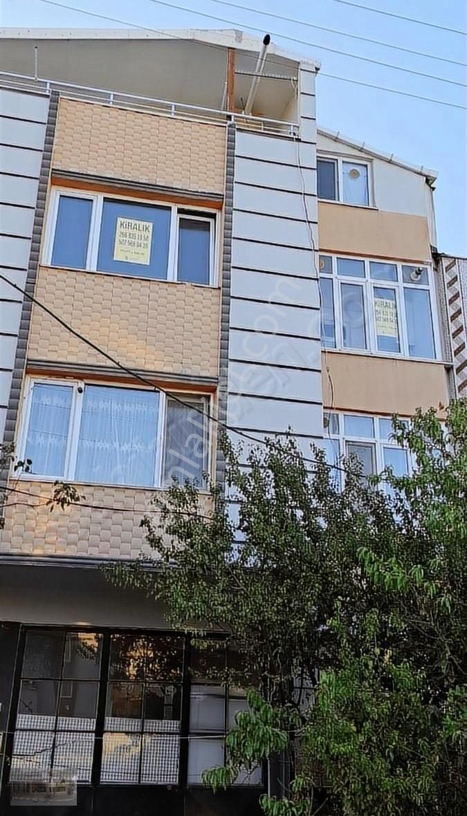 Bandırma 17 Eylül Kiralık Daire Prestijden Doğalgazlı 3+1 Ara Kat Kiralık Daire