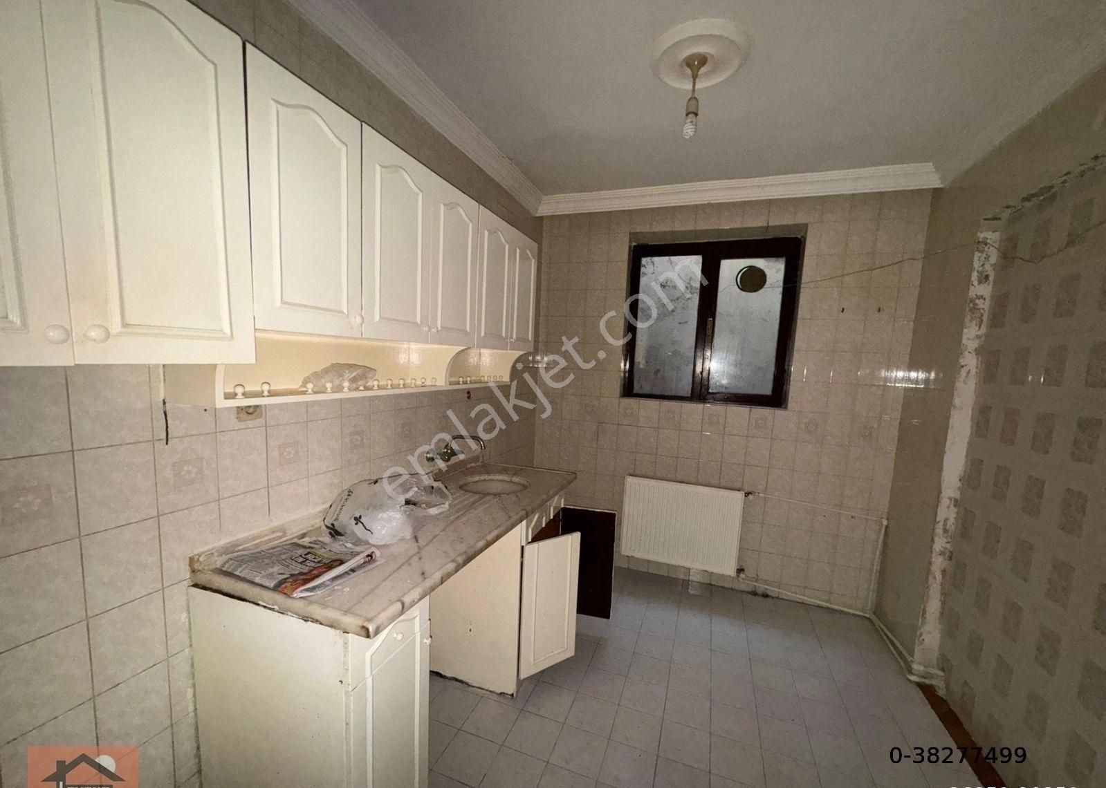 Çankaya Metin Akkuş Kiralık Daire LEVENT'TEN METİN AKKUŞ MAHALLESİNDE 2+1 BAHÇE KATI 80 M2 ÖNÜ AÇIK VADİ MANZARALI