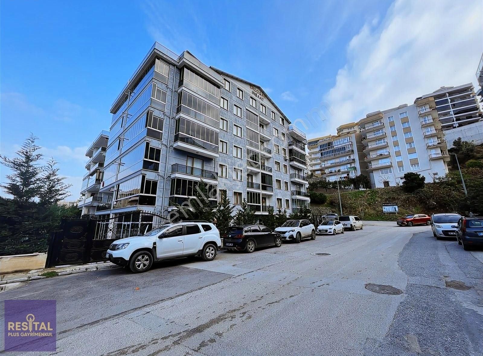 Mudanya Halitpaşa Satılık Daire MUDANYA HALİTPAŞA MAH. ZEYTİN EVLERİ SİT. 3+1 SATILIK DAİRE