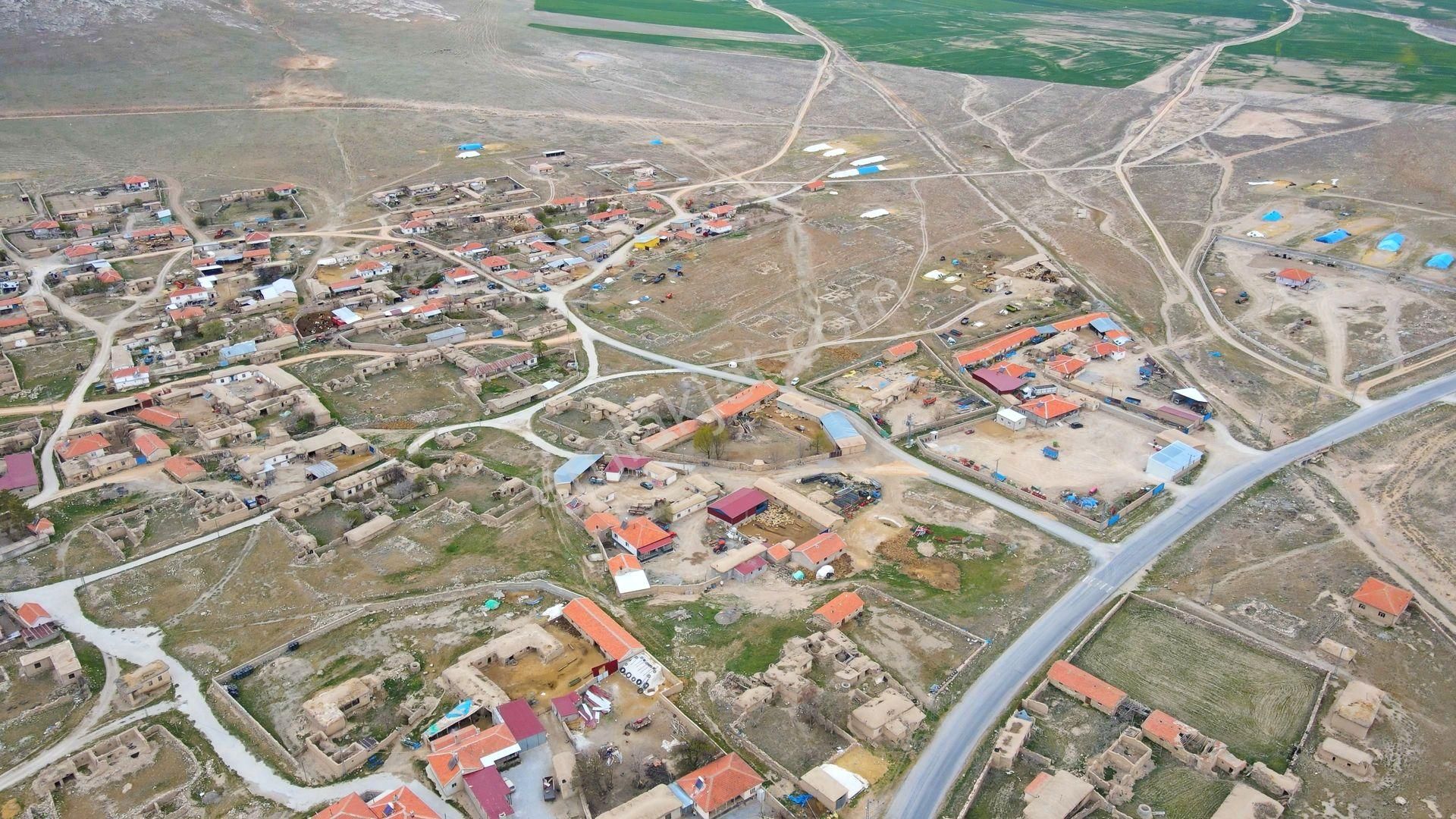 Karaman Merkez Karacaören Köyü Satılık Konut İmarlı  BİARSA DAN ŞOK FİYATA KARAMAN DA KÖYİÇİ 500 m² İMARLI ARSA