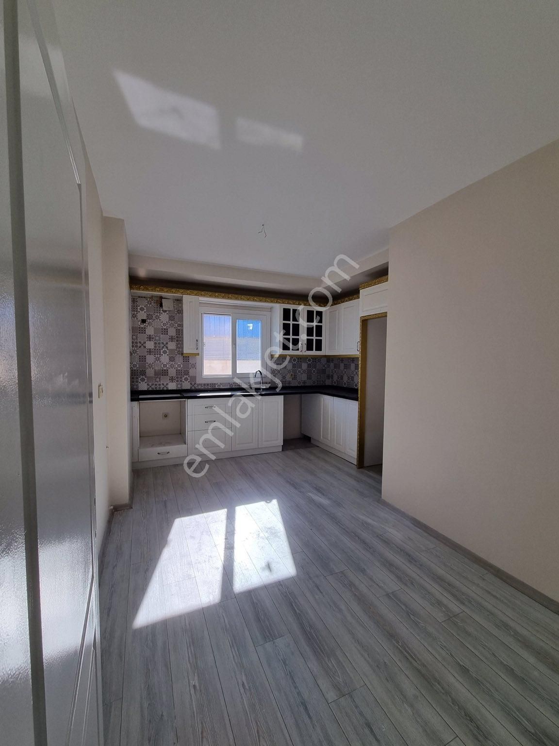 Erdemli Alata Kiralık Daire Nova Gayrimenkul Den Alata Mah Bağımsız Mutfak 2+1 Daire