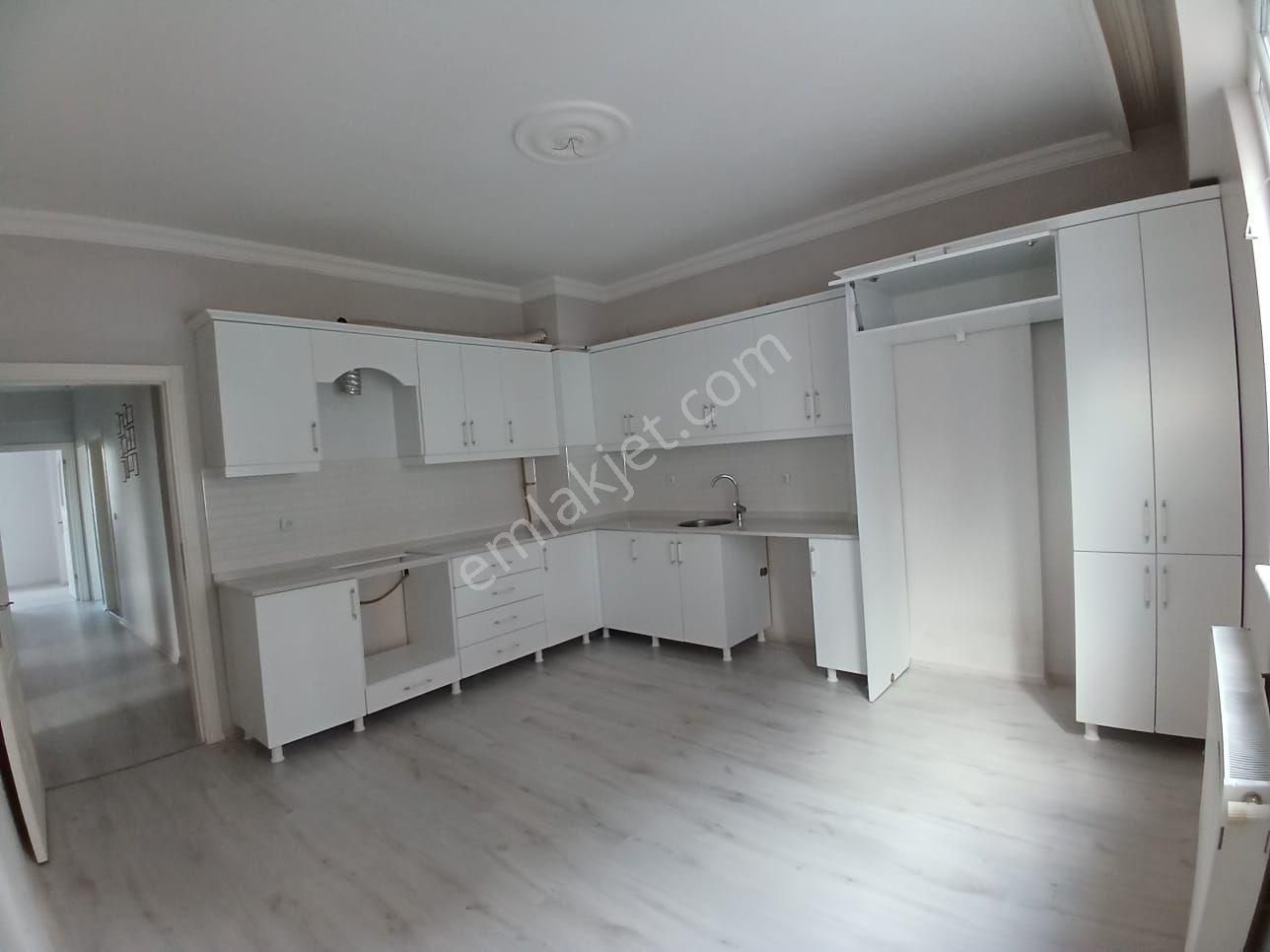 Yakutiye Kurtuluş Kiralık Daire SAHİBİNDEN KİRALIK 3+1 DAİRE 