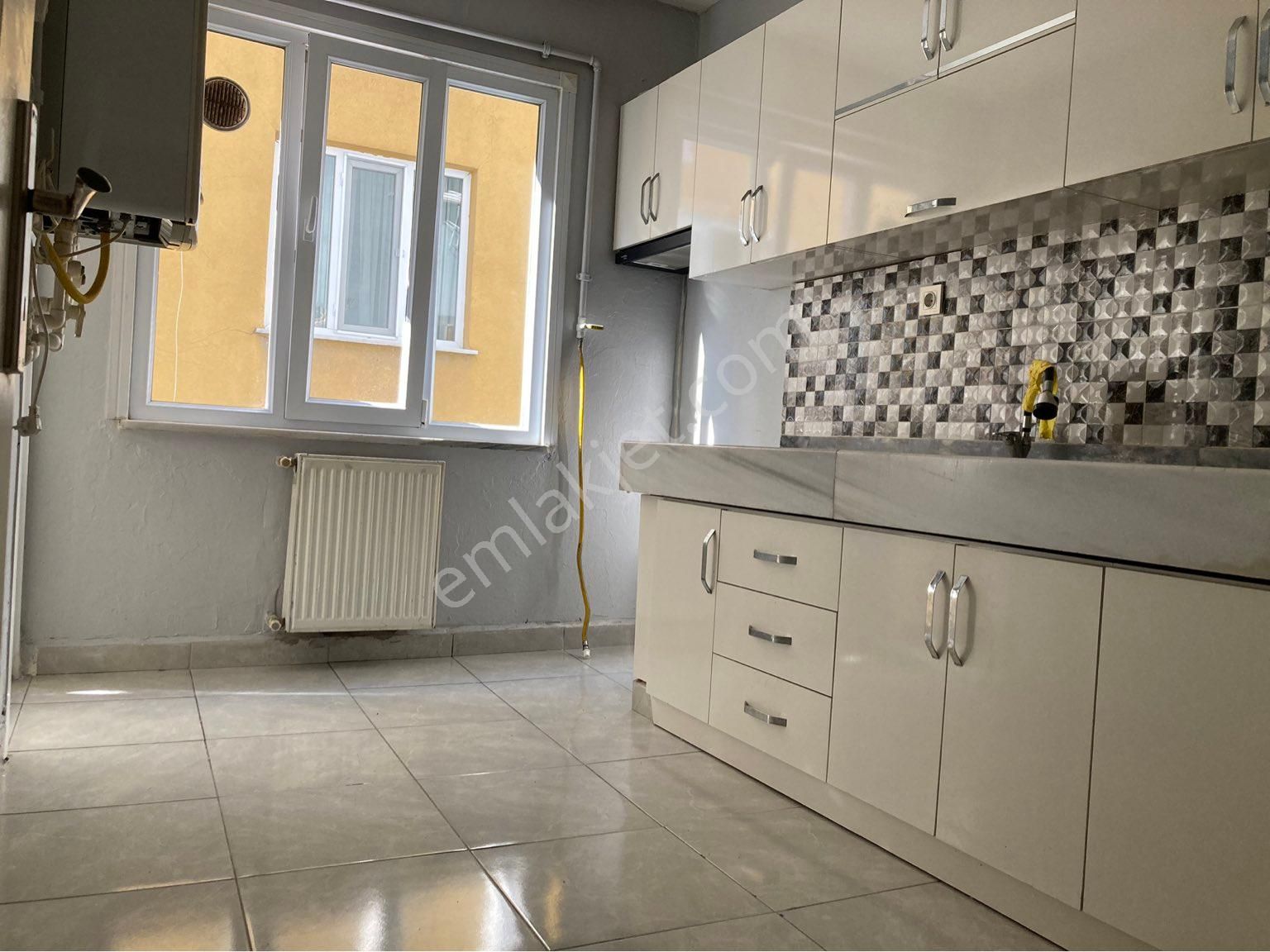 Esenler Mimar Sinan Kiralık Daire Metropol emlak’tan kiralık daire İbrahim Turan lisesi karşısı