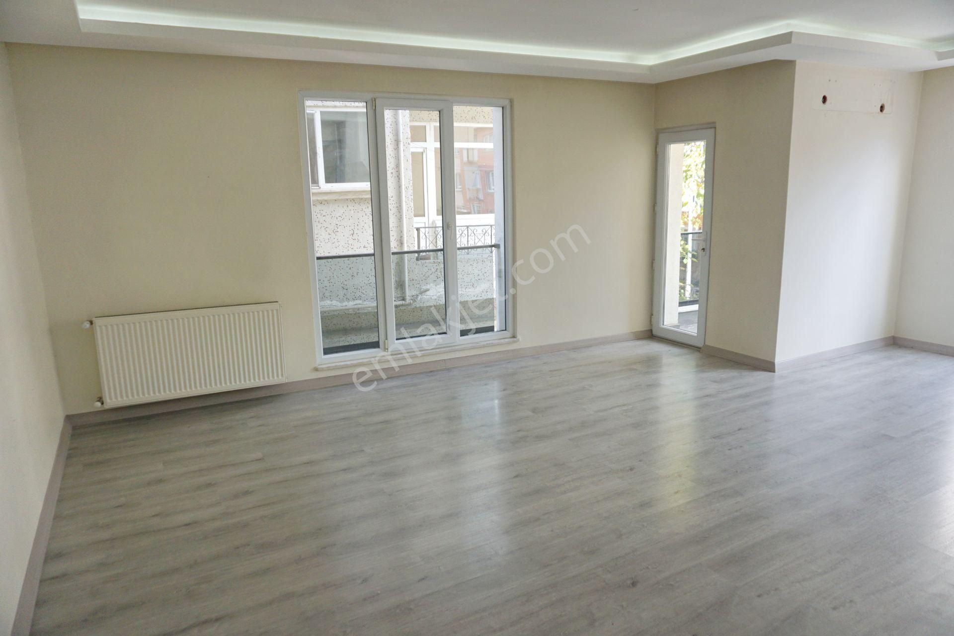 Küçükçekmece Cennet Marmaraya Yakın Kiralık Daire  MERAL R6358 YENİ 4 Yaş Kapalı Otopark Asansörlü Binada Çift Cephe LÜKS 2+1