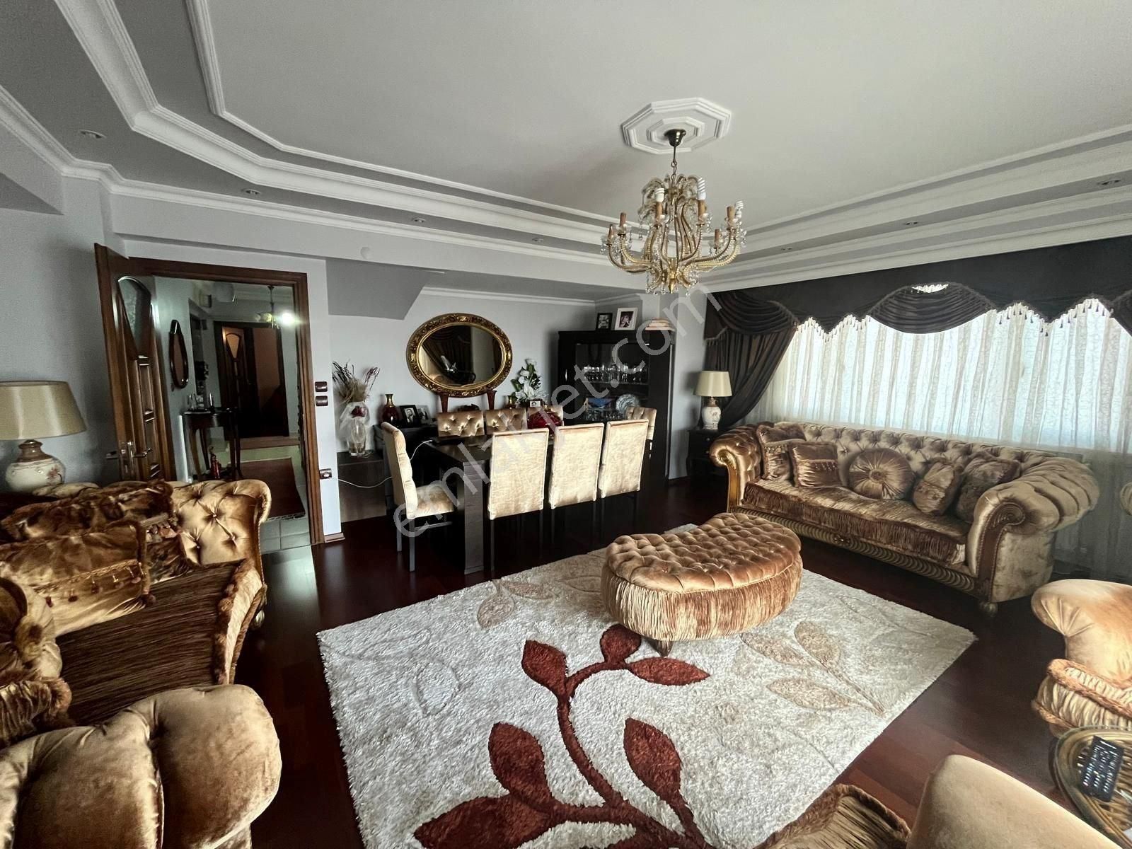 Eyüpsultan Topçular Satılık Daire EYÜP TOPÇULARDA SATILIK DUBLEKS DAİRE