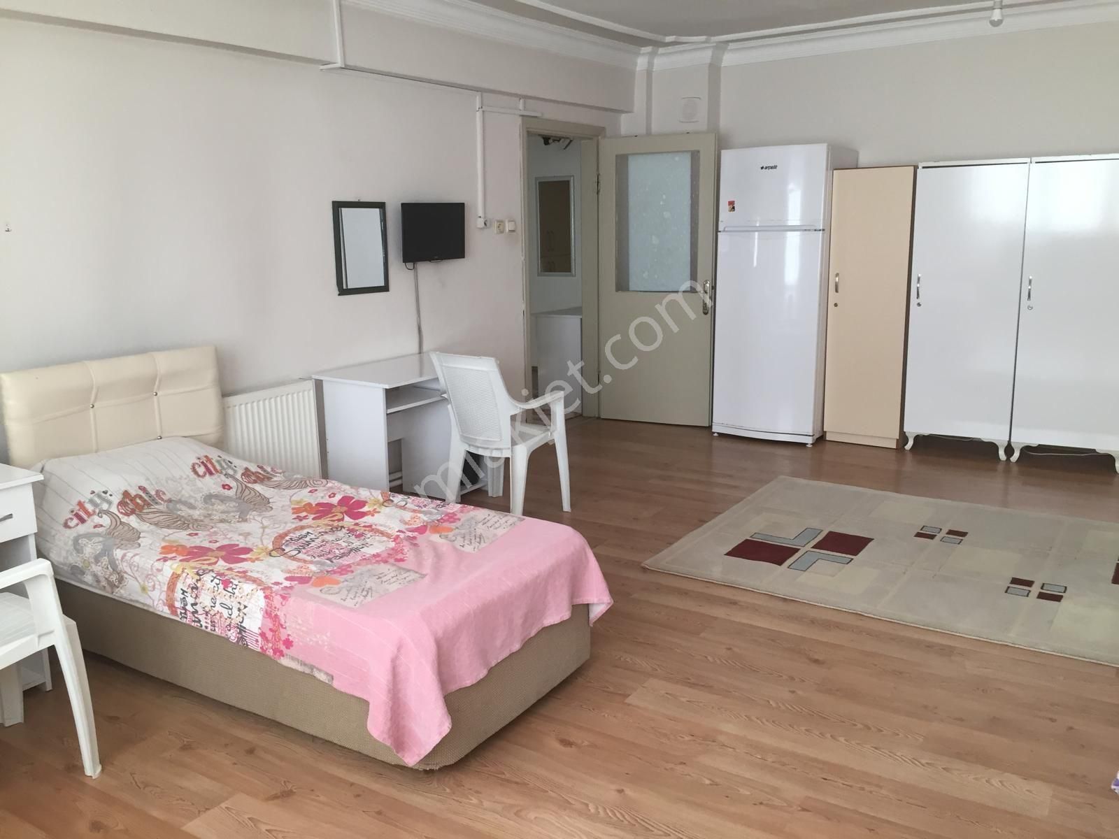 Nazilli Altıntaş Kiralık Daire Altıntaş mah 3+1doğalgazlı ful eşyalı Kiralık daire 