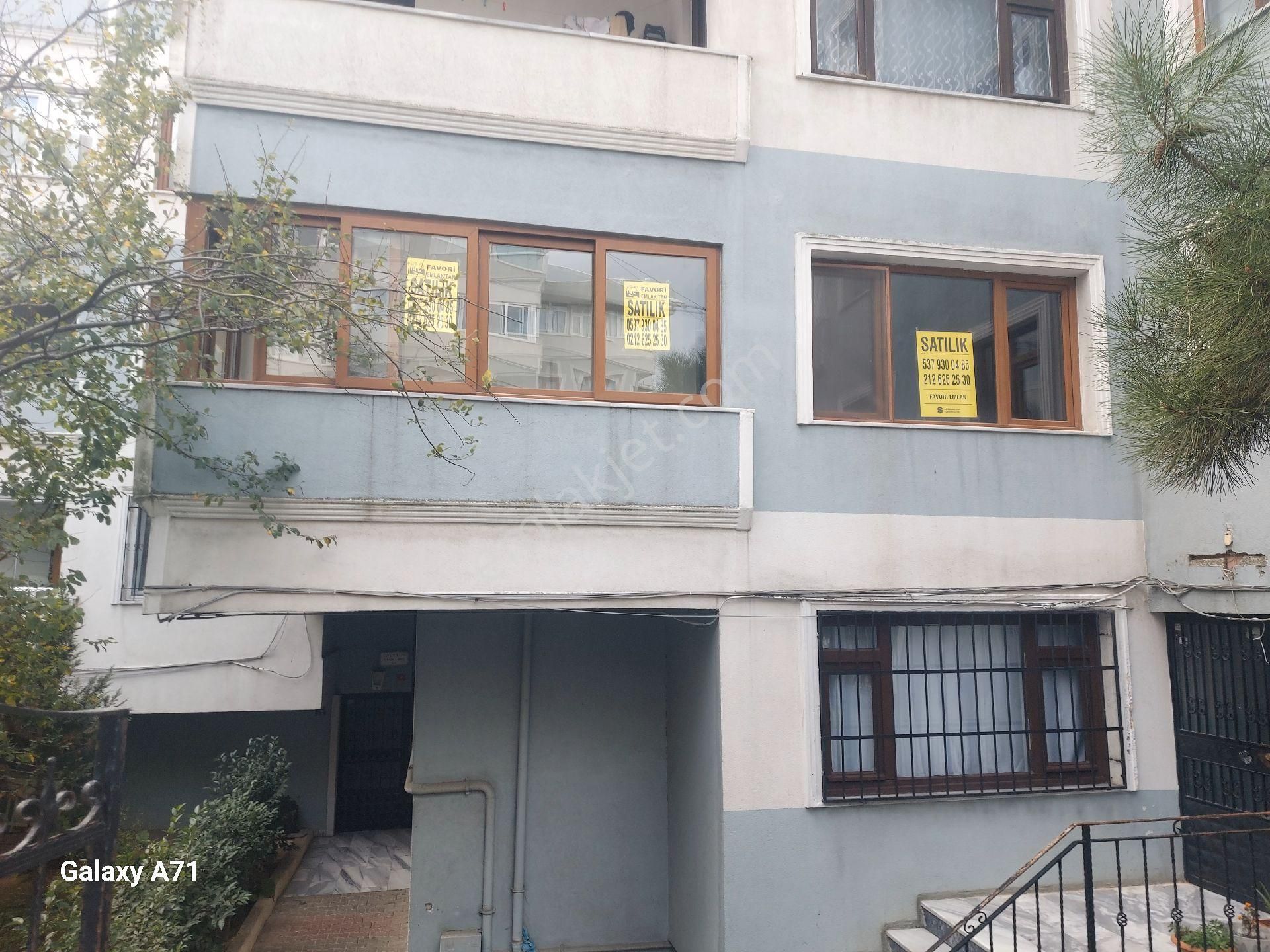 Eyüpsultan Akşemsettin Satılık Daire EYÜP AKŞEMSETTİN MAH.3+1/130M2/1.KAT/SİTEDE/SATILIK 