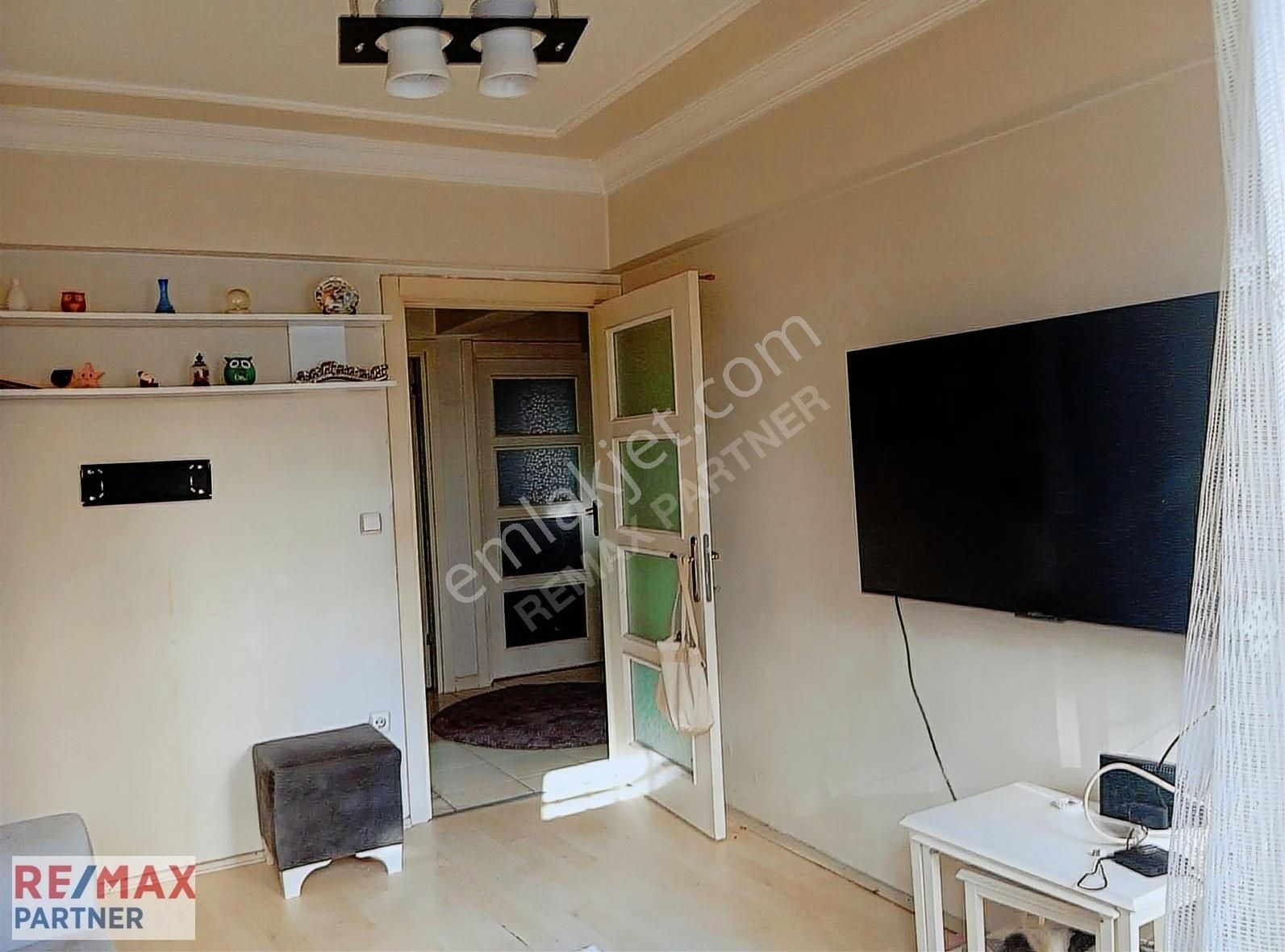 Eyüpsultan İslambey Satılık Daire EYUP SULTAN /İSLAMBEY MAHALLESİ 2+1 SATİLİK DAİRE