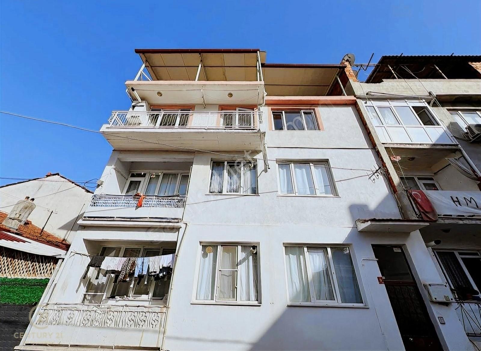 Altıeylül 1. Gündoğan Satılık Daire C21 BAL'DAN 1. GÜNDOĞAN MAH MERKEZİ KONUMDA SATILIK 2+1 DAİRE