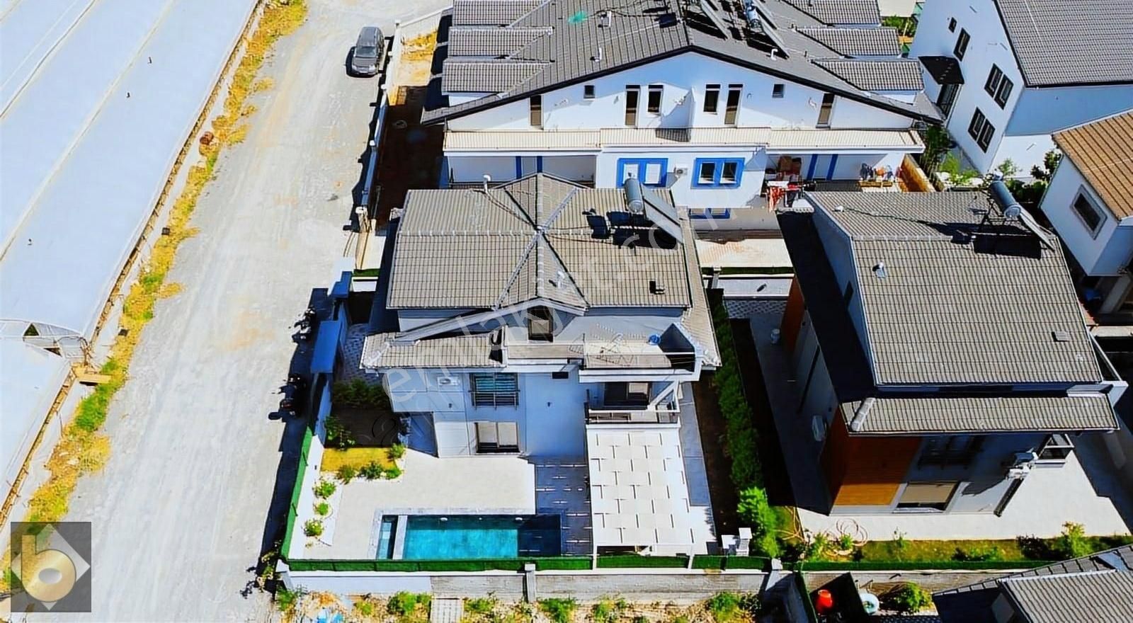 Fethiye Karagedikte Satılık 4+1 Havuzlu Müstakil Villa - Görsel 27
