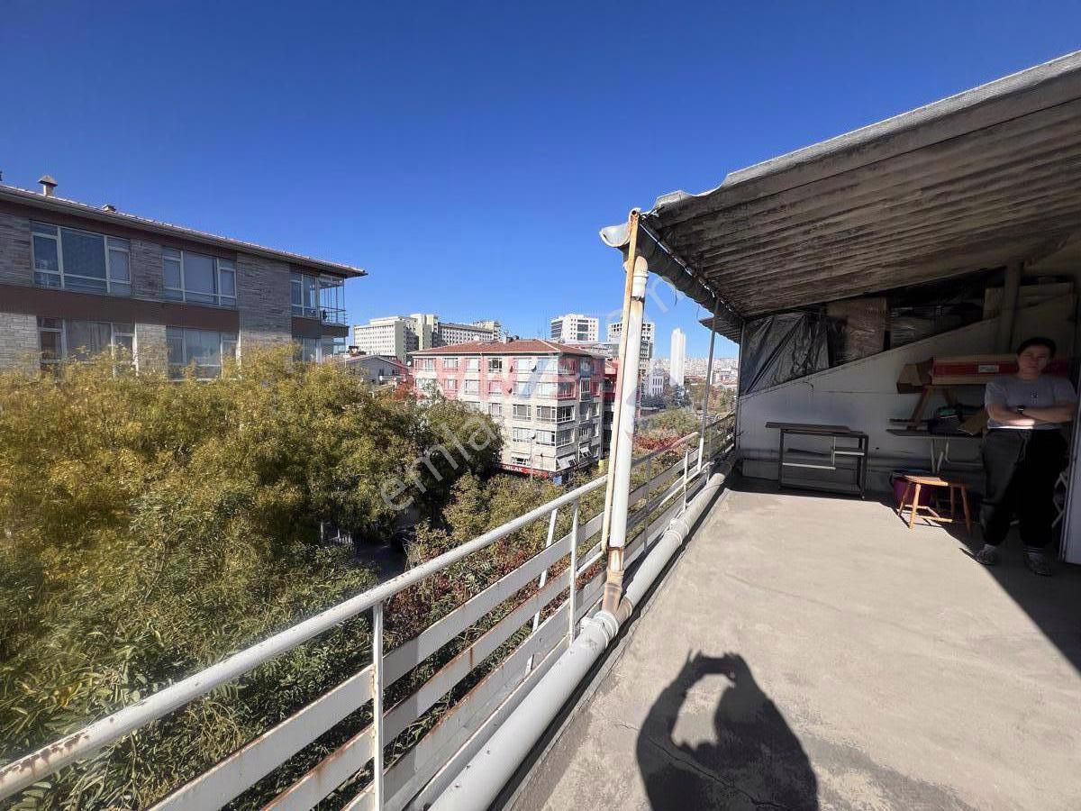 Çankaya Bahçelievler Kiralık Daire BAHÇELİEVLER 2.CADDE KÖŞE BAŞI TERASLI KİRALIK 2+1 DAİRE