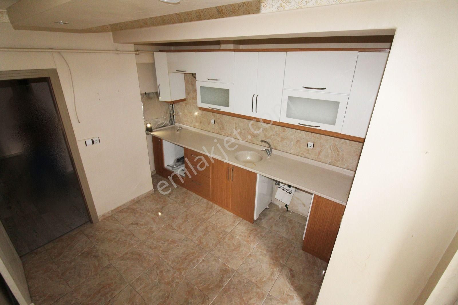 Keçiören Yükseltepe Satılık Daire  TEZAL 'dan KARAKEÇİLİ CAD PARALELİ 2+1 ARA KAT MASRAFSIZ DAİRE