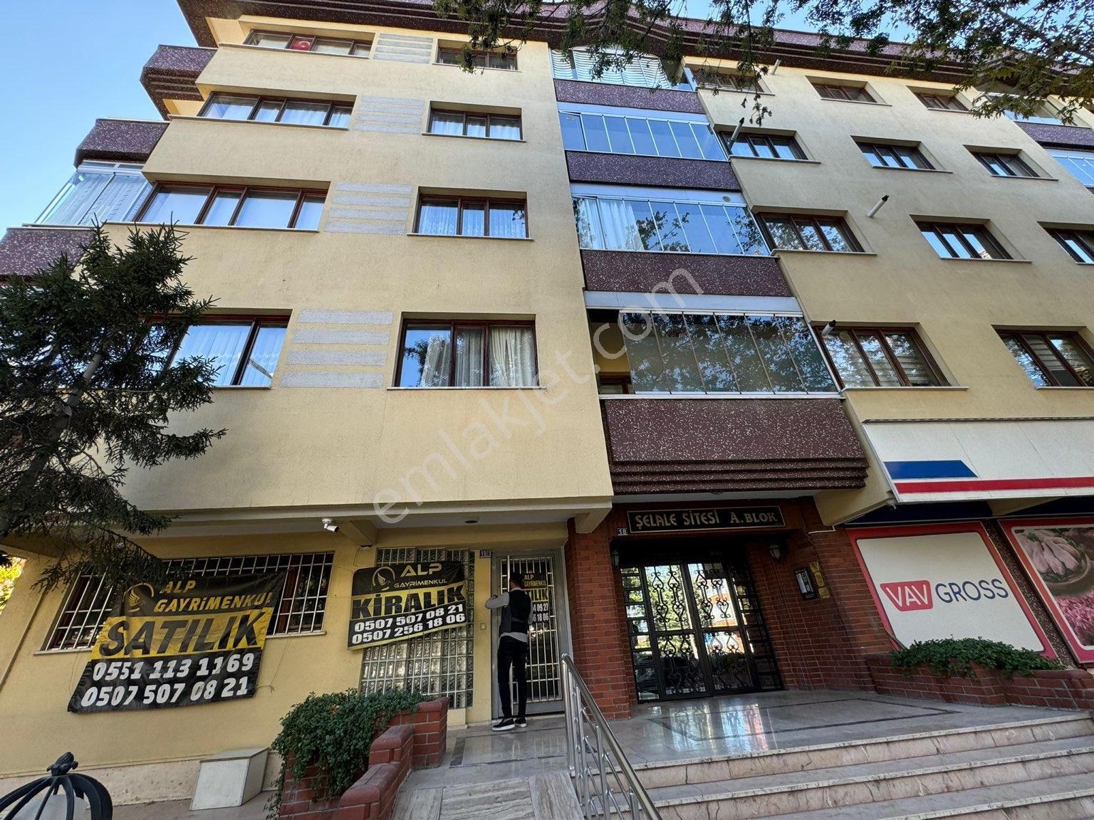 Meram Aydoğdu Satılık Ofis Meram Ahmet Özcan Cad. Bakımlı 270 M2 Satılık İş Merkezi