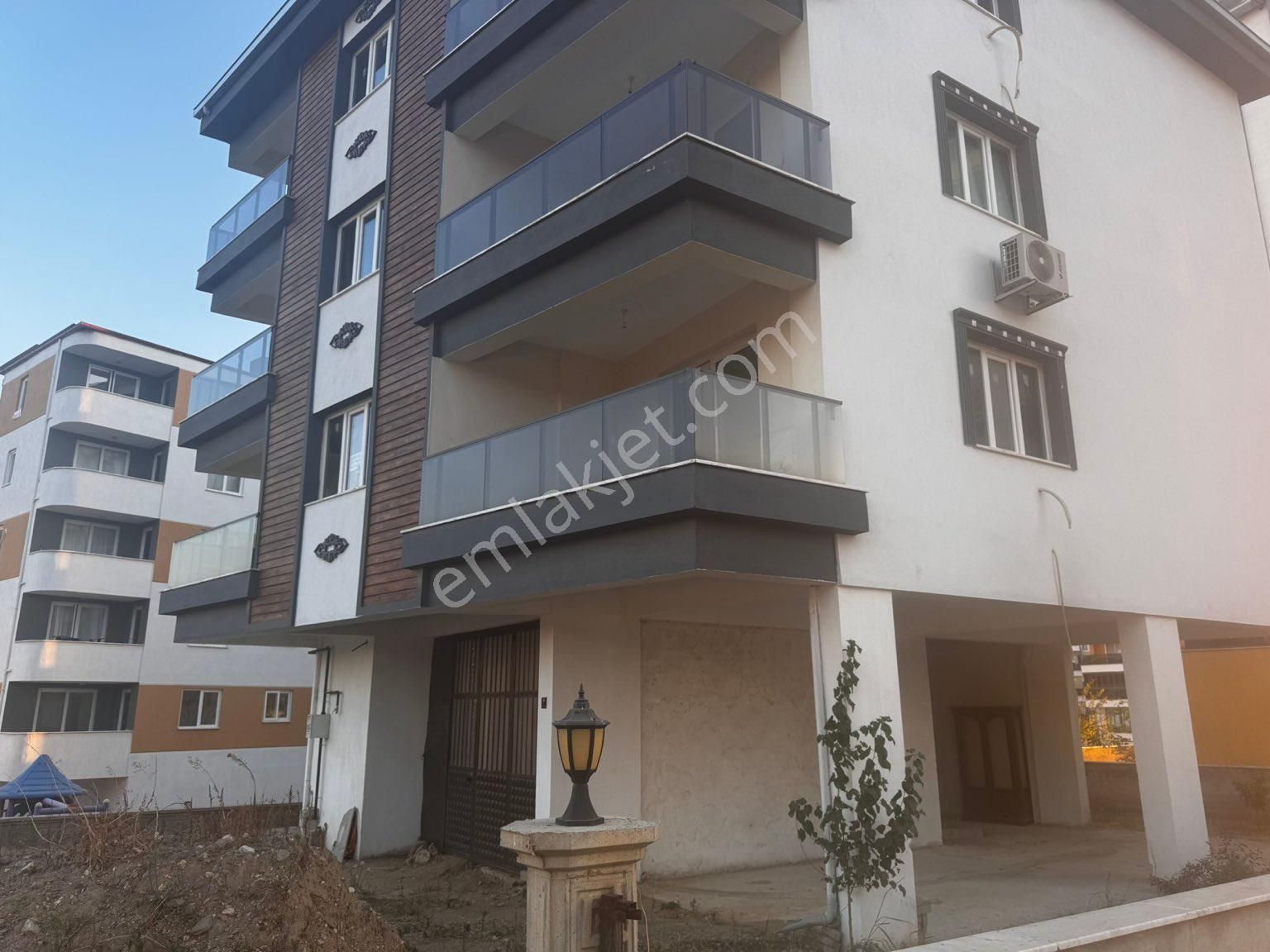 Nazilli Yeşil Kiralık Daire Nazilli Berkay Emlaktan Yeşil mahallede kiralık daire