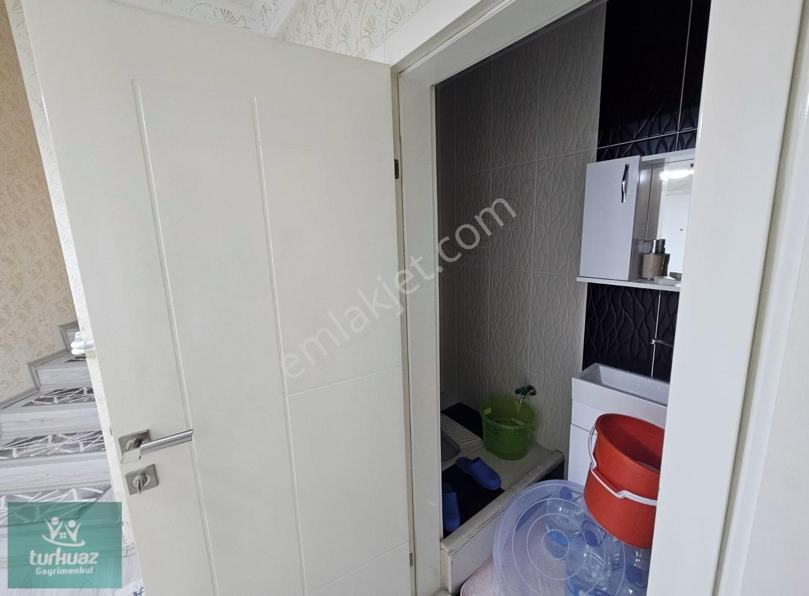 Etimesgut Güzelkent Satılık Daire ERYAMAN METROMAL KARŞISI ANKA 2001 3+1KOMBİLİ SATILIK DAİRE