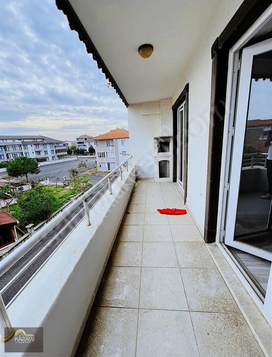 Karasu Yeni Satılık Daire KARASU HUZUR EMLAKTAN KATTA 1+1 SATILIK DAİRE