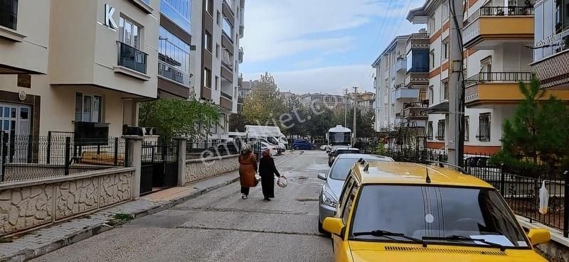 Sincan Pınarbaşı Satılık Daire SİNCAN PINARBAŞINDA SATILIK 3+1 DAİRE