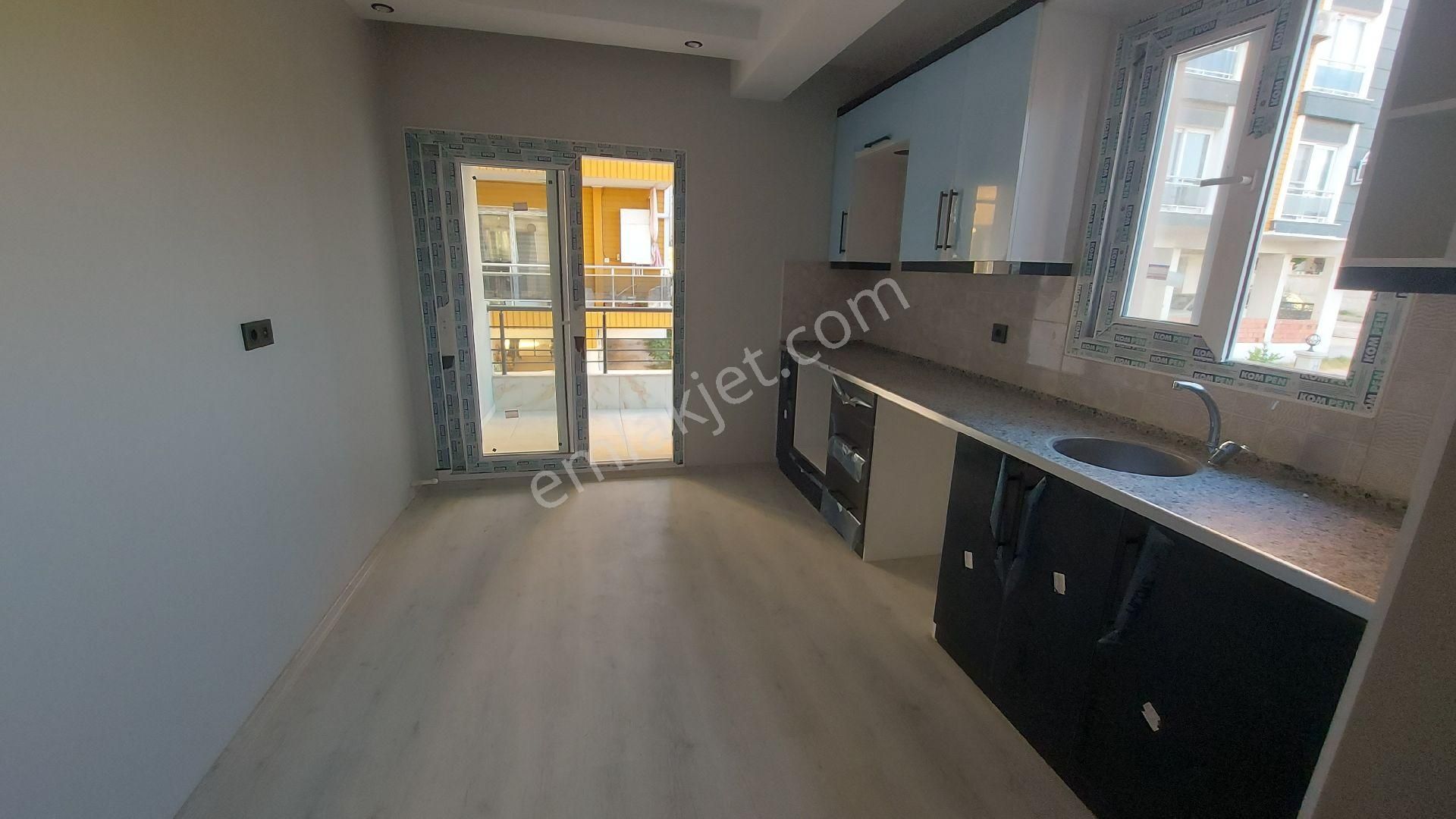 Turgutlu Selvilitepe Satılık Daire SİNAN EMLAK TA 3+1 .125 m2 SIFIR DAİRE