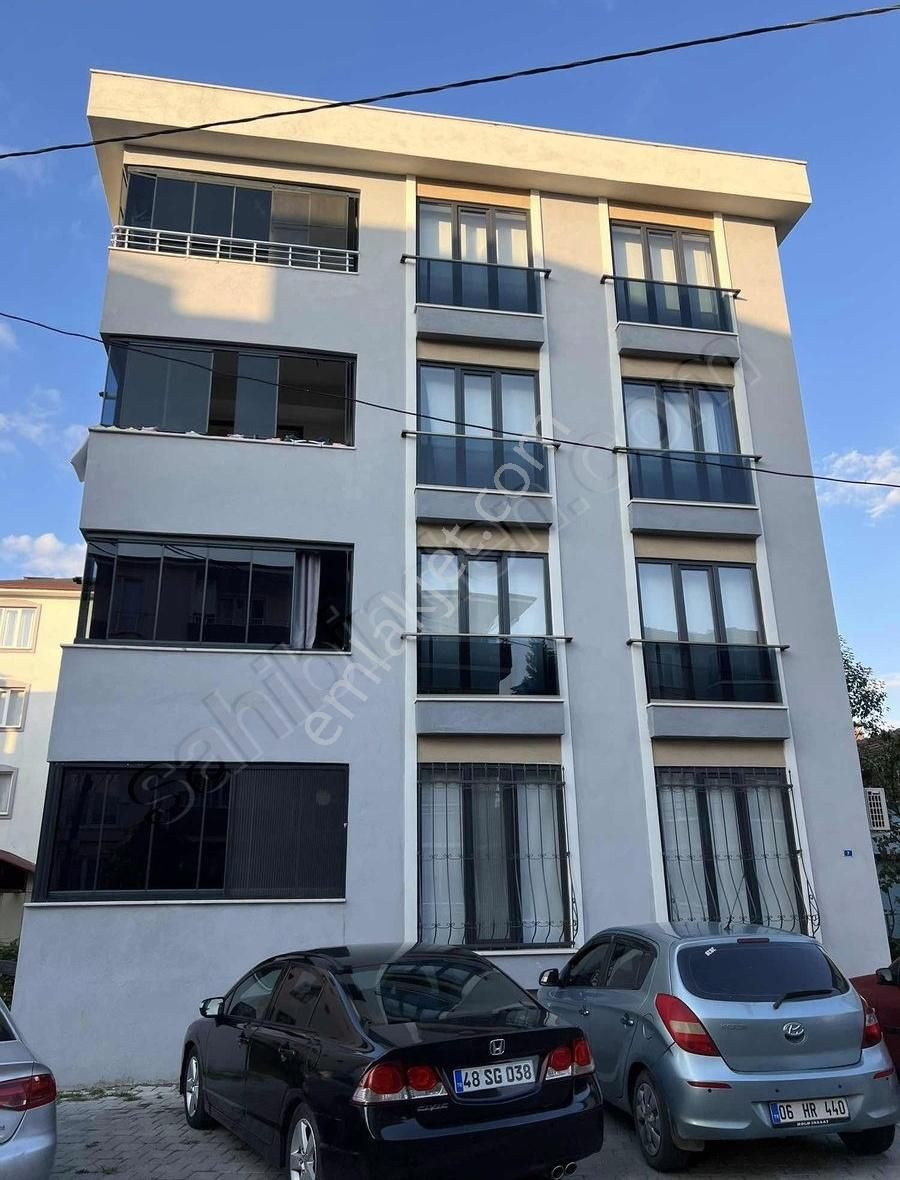 Hendek Yeni Satılık Daire YENİ MAH MERKEZDE SÜPER 152 m2 DAİRE (3+1)