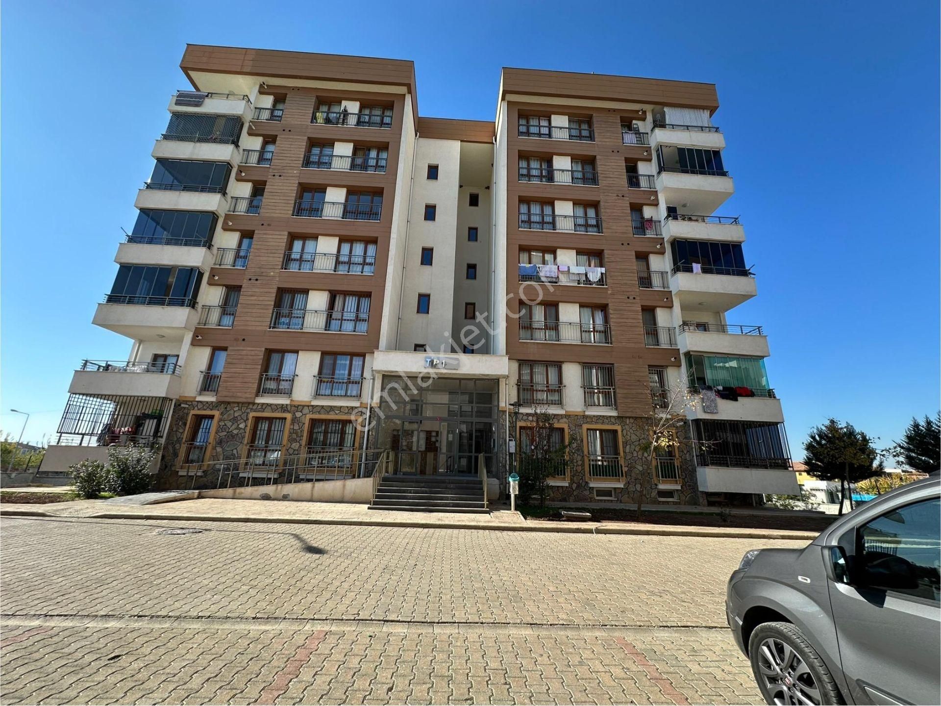 Kayapınar Çölgüzeli Satılık Daire ÇÖLGÜZELİ YENİ TİP 1’DE 2+1 SON KAT BAKIMLI SATILIK DAİRE