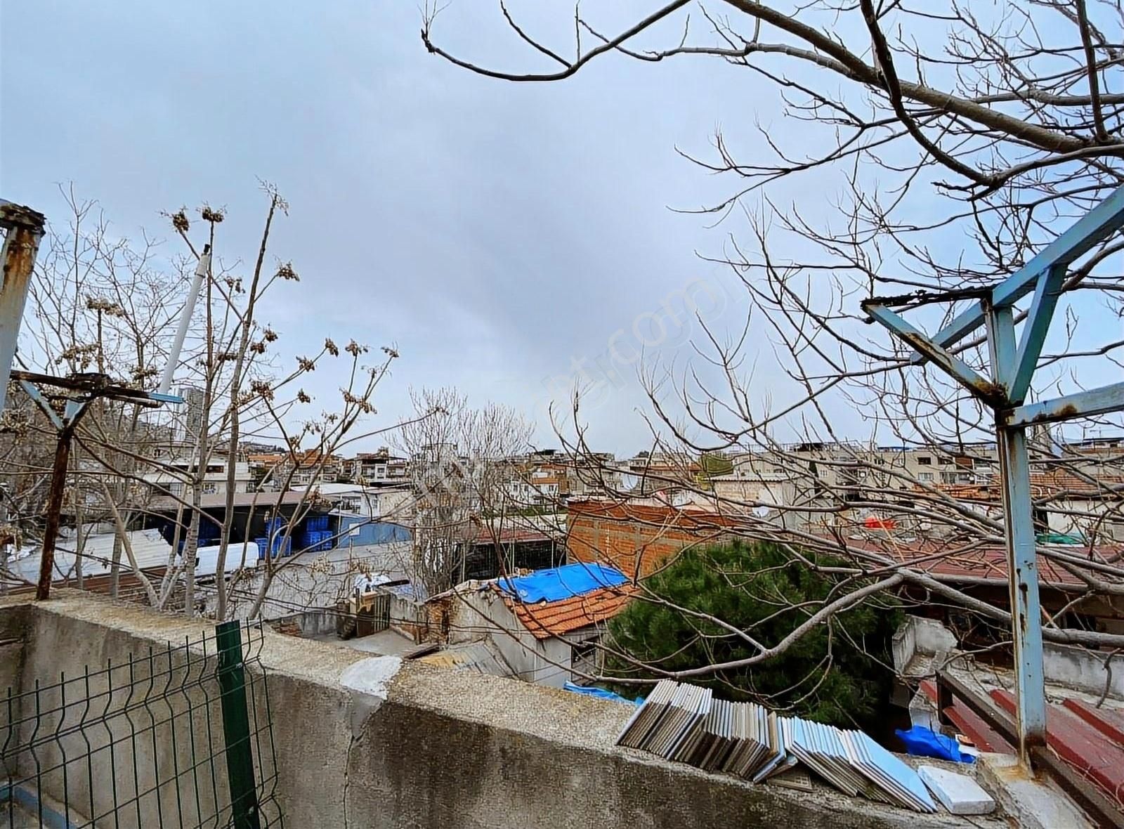 Konak Güney Satılık Müstakil Ev Tepeçik Güney Mh. Mustakil Satılık Yeni İmarlı Apartman.