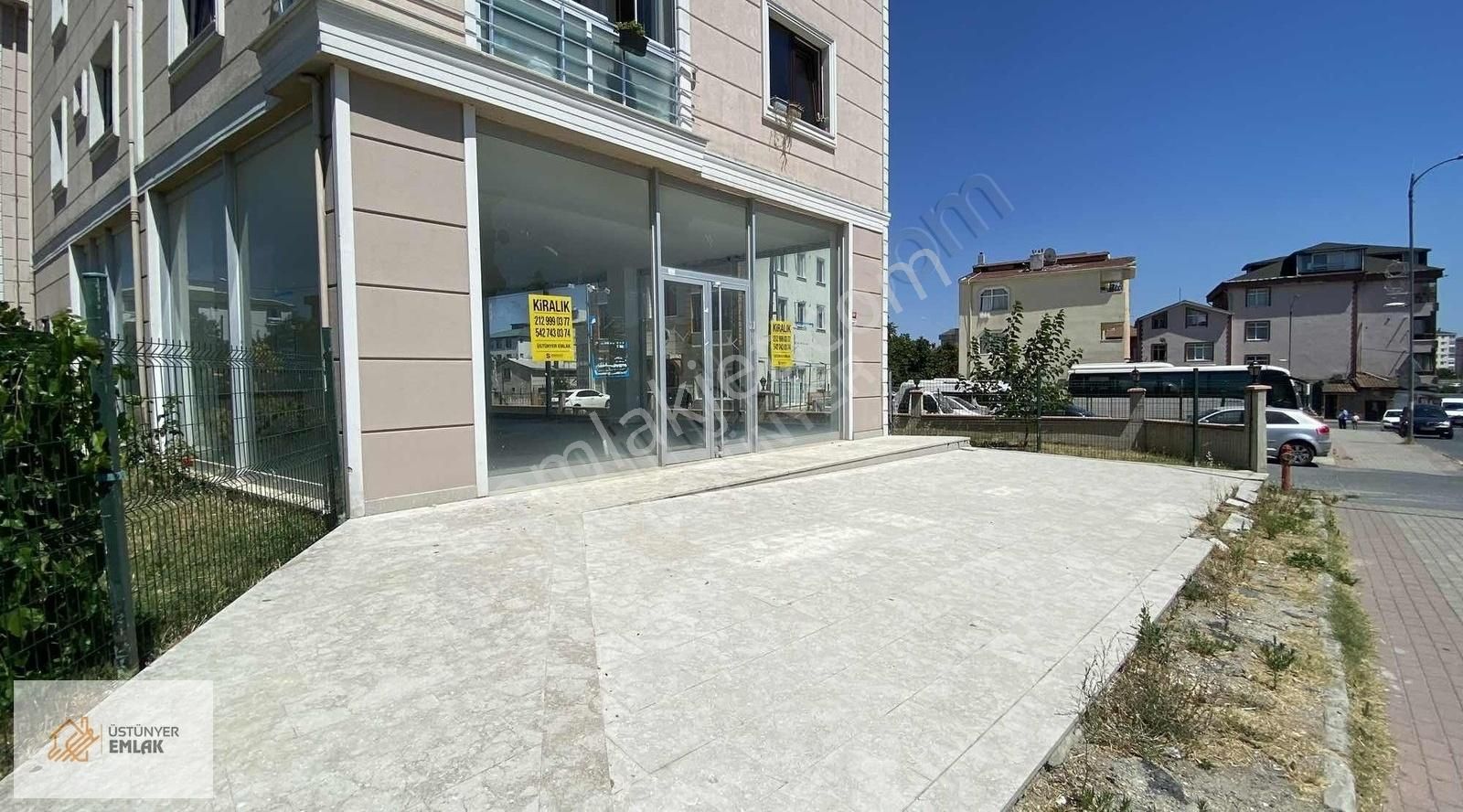 Büyükçekmece Murat Çeşme Kiralık Dükkan & Mağaza Muratçeşme Mahallesinde Cadde Üzeri Kurumsala Kiralık Dükkan