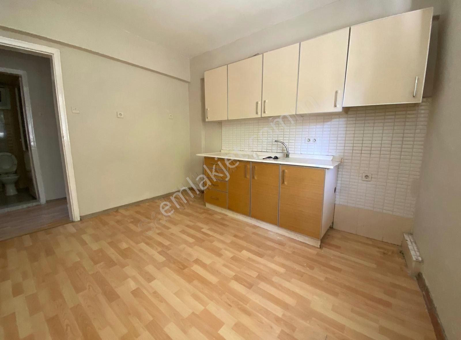 Balçova Eğitim Kiralık Daire EĞİTİM MH.DE KİRALIK 3+1 FERAH DAİRE.