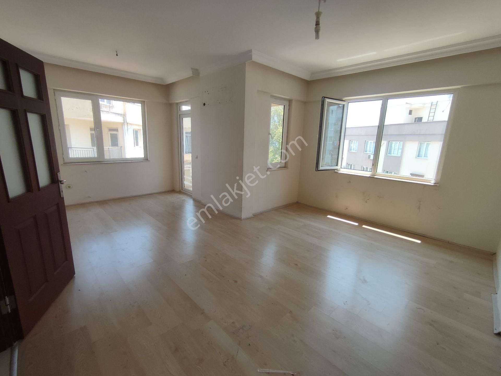 Muratpaşa Meydankavağı Kiralık Daire  Özveri Emlak'tan ANT Meydankavağında 2+1 105m2 kiralık daire