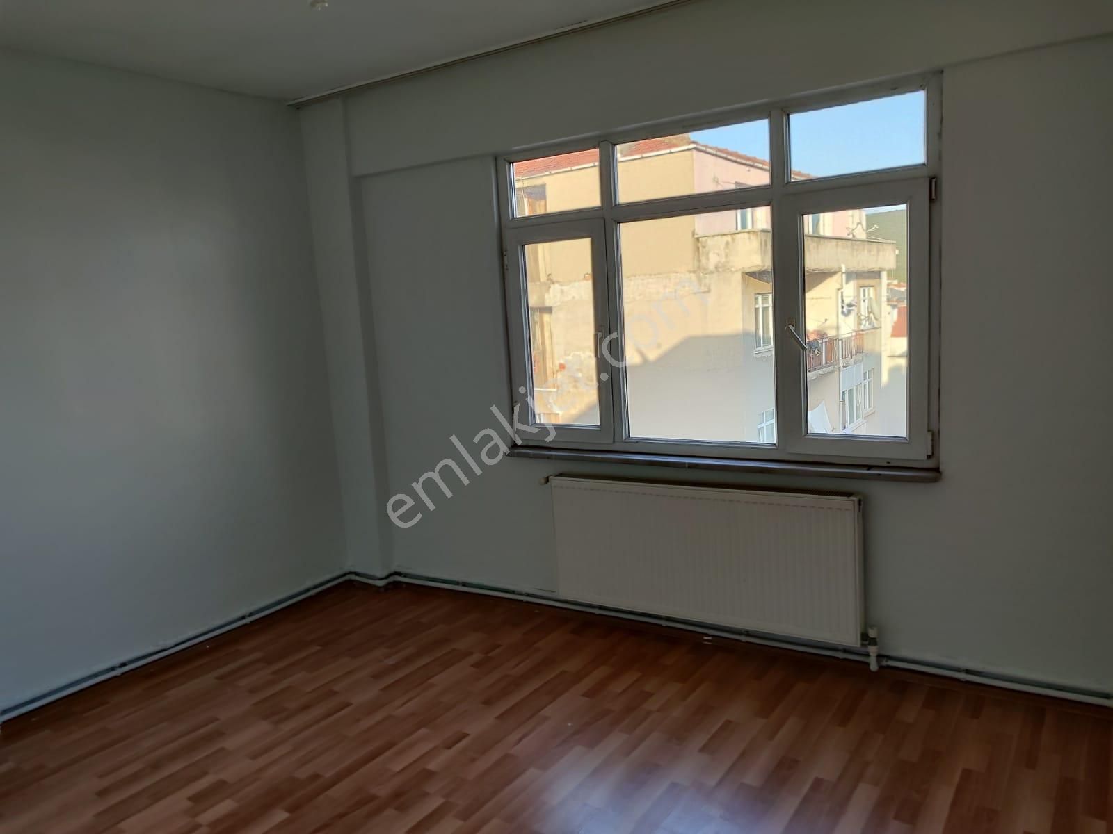 Tuzla İçmeler Kiralık Daire  AKÇADAĞ GAYRİMENKUL' DEN AİLE'Ye UYGUN KİRALIK DAİRE