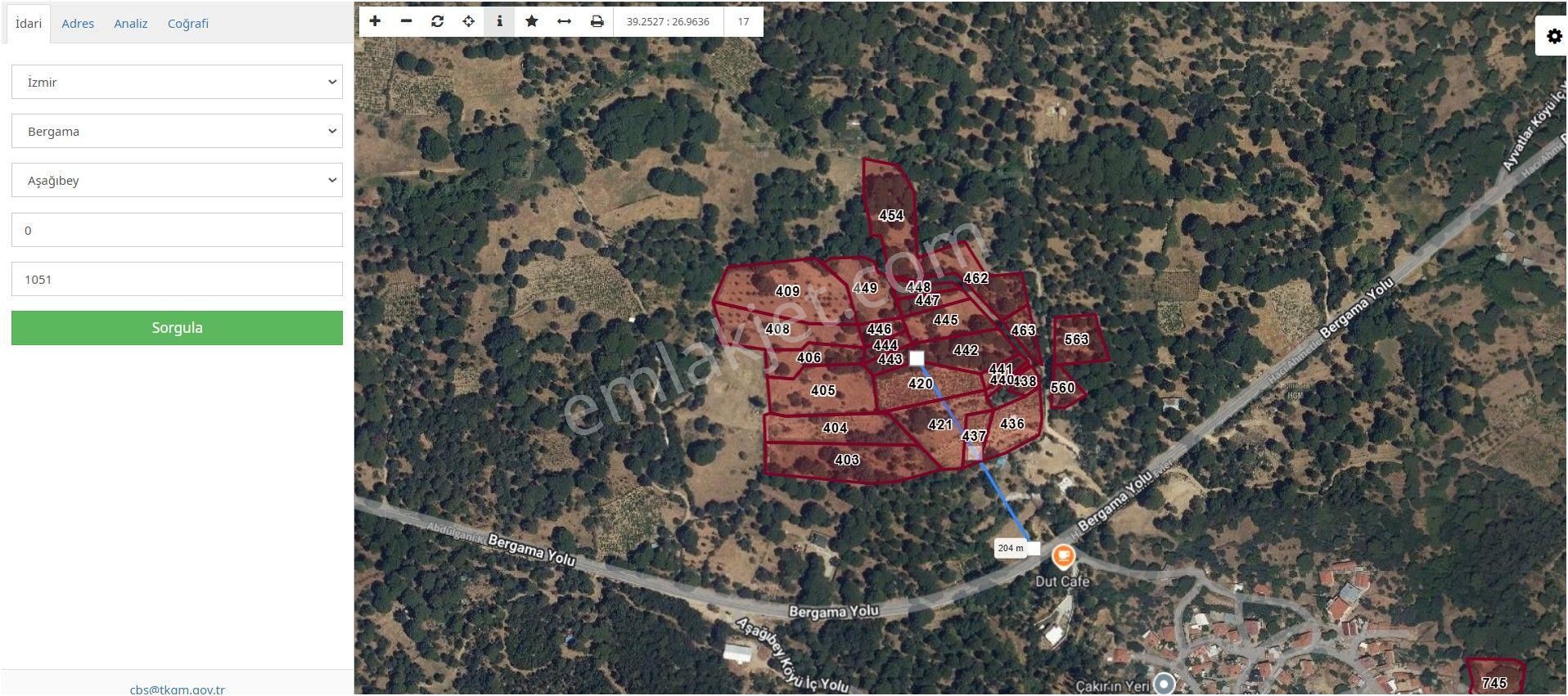 Bergama Aşağıbey Satılık Bağ & Bahçe  Bergama Kozak Bölgesi Aşağıbey köyü 3Parsel Bitişik Hepsi 2000m2 Satılık Bağ.