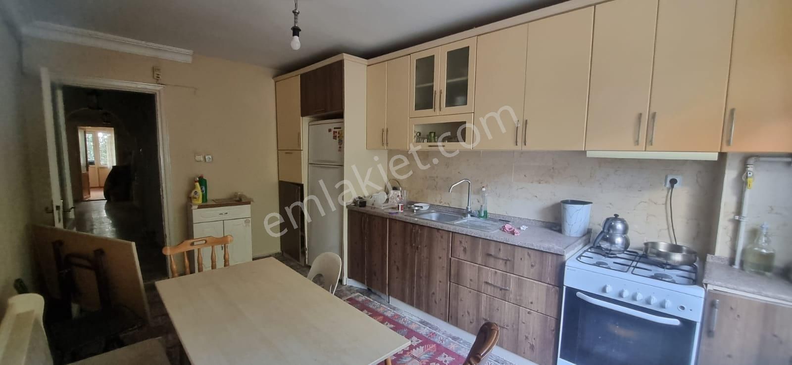 Nazilli Altıntaş Kiralık Daire   Tombul Emlaktan Zafer Mahallesinde 3+1 Kiralık Daire