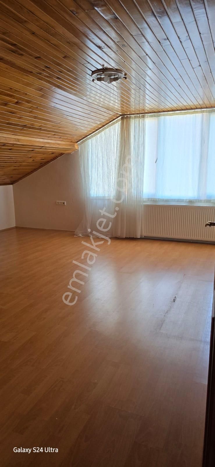 Ümraniye Elmalıkent Kiralık Daire  2+1 DOĞALGAZLI KİRALIK DAİRE TEMİZ 110 m2