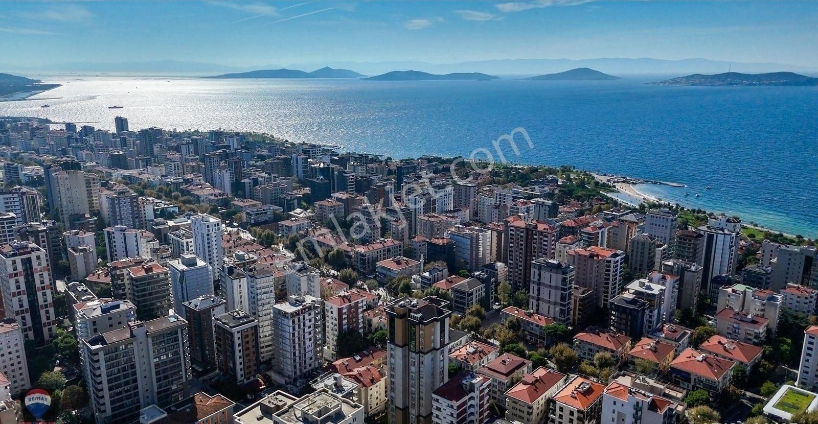 Kadıköy Caddebostan Satılık Residence BAĞDAT CADDESİ’ne 2.BİNA KONUMUNDA, BÖLGENİN EN İYİLERİNDEN ŞAŞKINBAKKAL RESİDENCE’da FIRSAT !!!