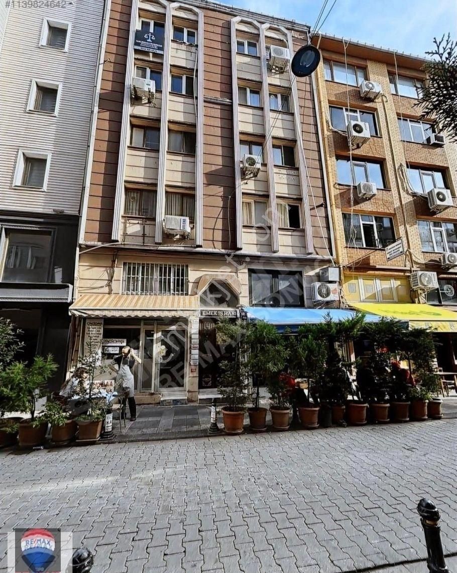 Kadıköy Rasimpaşa Satılık Daire Remax Filiz Bilsel'den Kadıköy Rıhtımda 1+1 satılık Daire