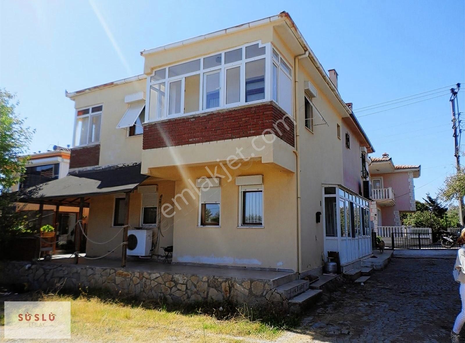 Ayvalık Namık Kemal Satılık Villa AYVALIK CUNDA ADASINDA SATILIK 3+1 VİLLA