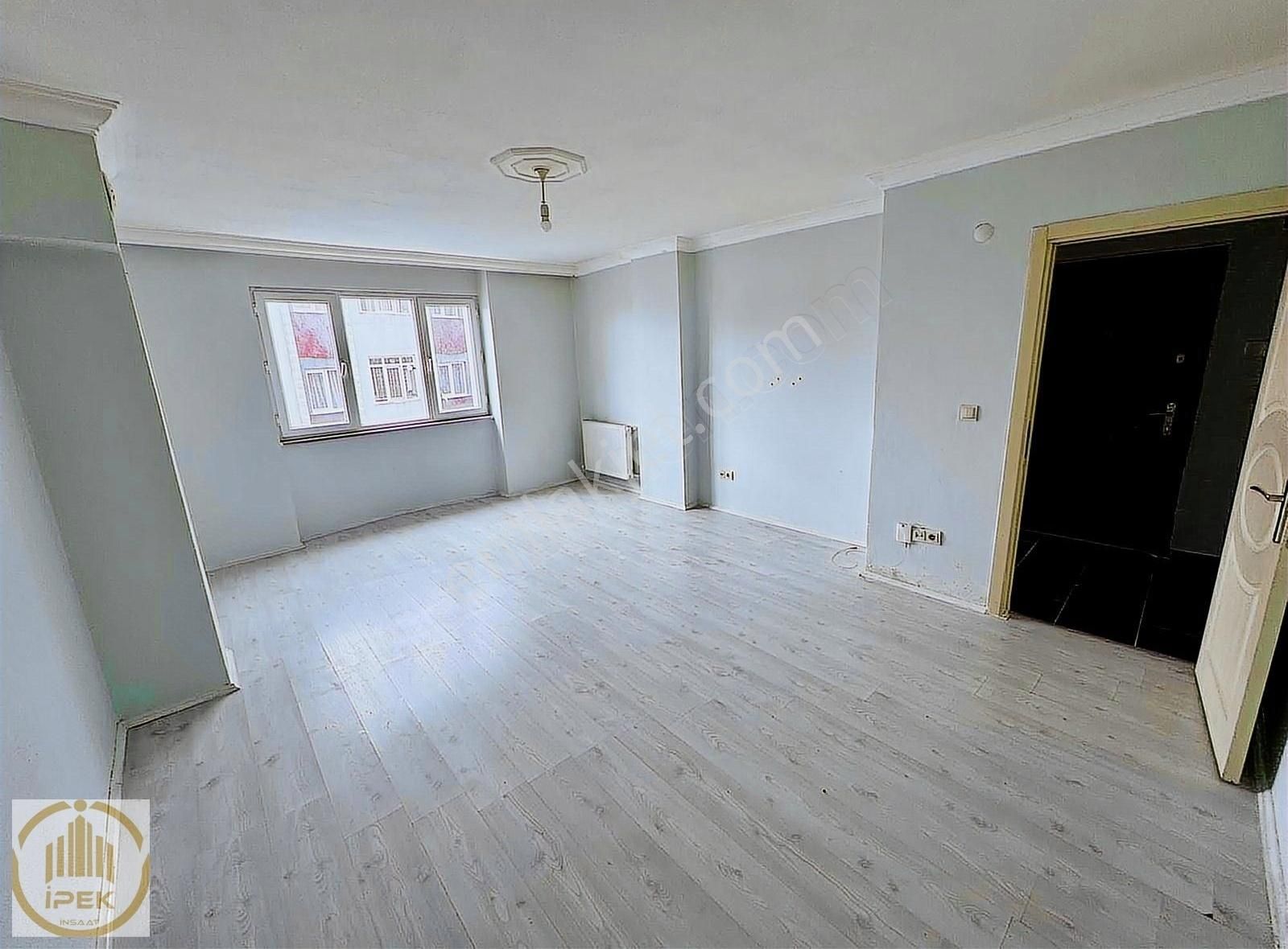 Arnavutköy Fatih Kiralık Daire FATiH MAH TANKÇILAR SiTESi KiRALIK 2+1 100 M2 DAiRE ARA KAT