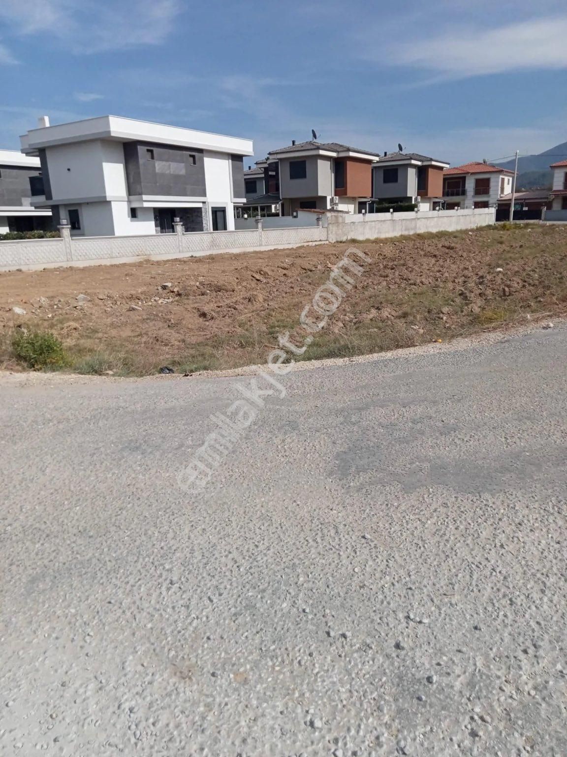 Kuşadası Güzelçamlı Satılık Konut İmarlı GÜZELÇAMLI'DA VİLLA İMARLI SATILIK ARSA... 303 m²