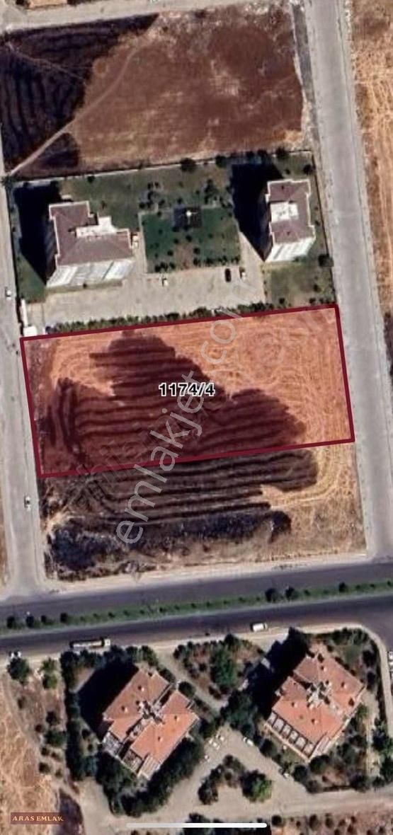 Yenişehir Üçkuyu Satılık Konut İmarlı ^^^ARAS EMLAKTAN^^^ ÜÇKUYUDA KONUT İMARLI 130 m2 UYGUN ARSA