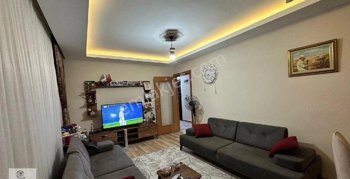 Eyüpsultan Güzeltepe Satılık Daire EYÜPSULTAN HALİÇ ÜNİ. YAKINI  METRO 3 DK. ***2 BALKONLU KREDİYE UYGUN 2+1 SATILIK FIRSAT DAİRE***