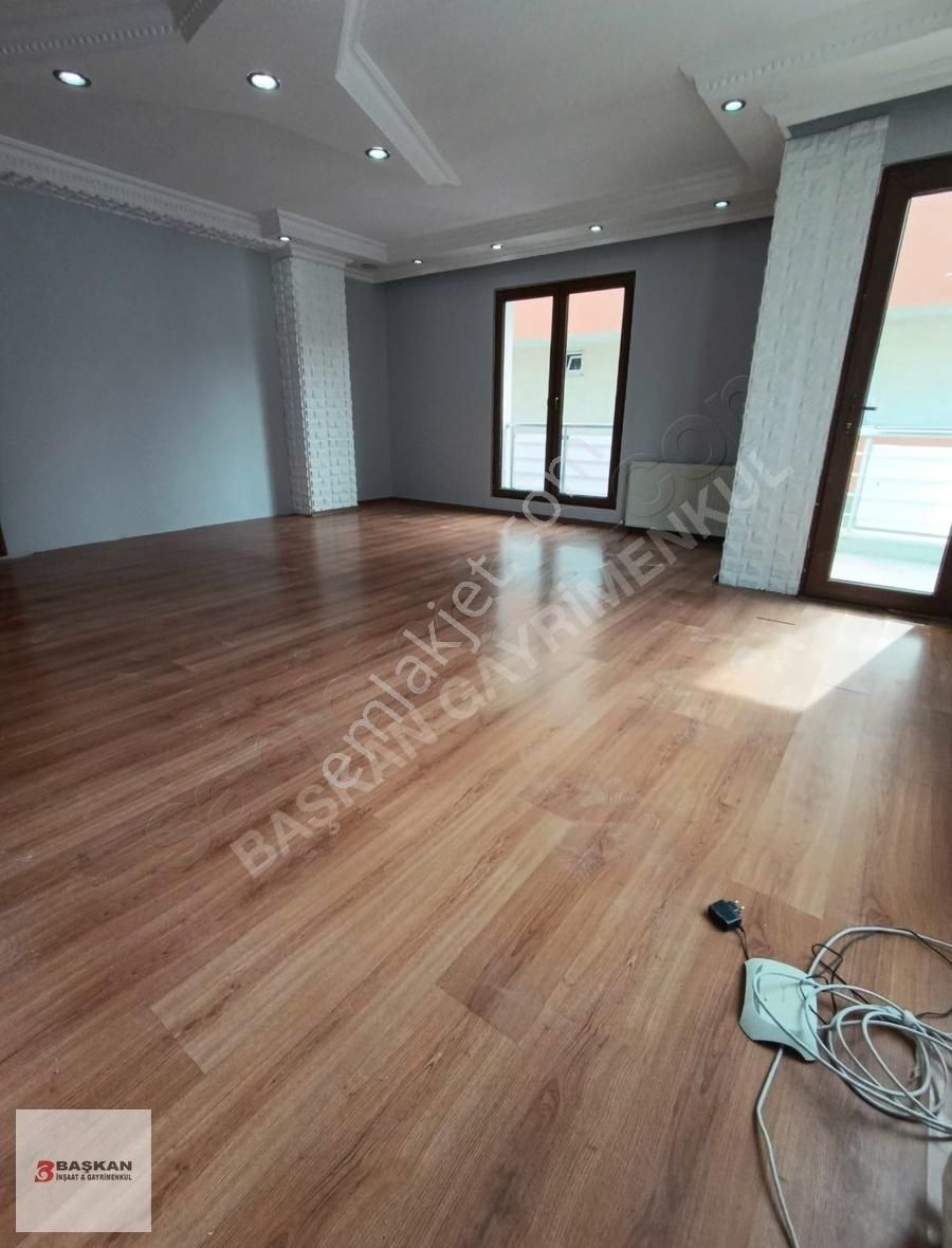 Darıca Osman Gazi Kiralık Daire ATATÜRK CADDESİN 'DE ASANSÖRLÜ LUX 5+1 KİRALIK DUBLEX