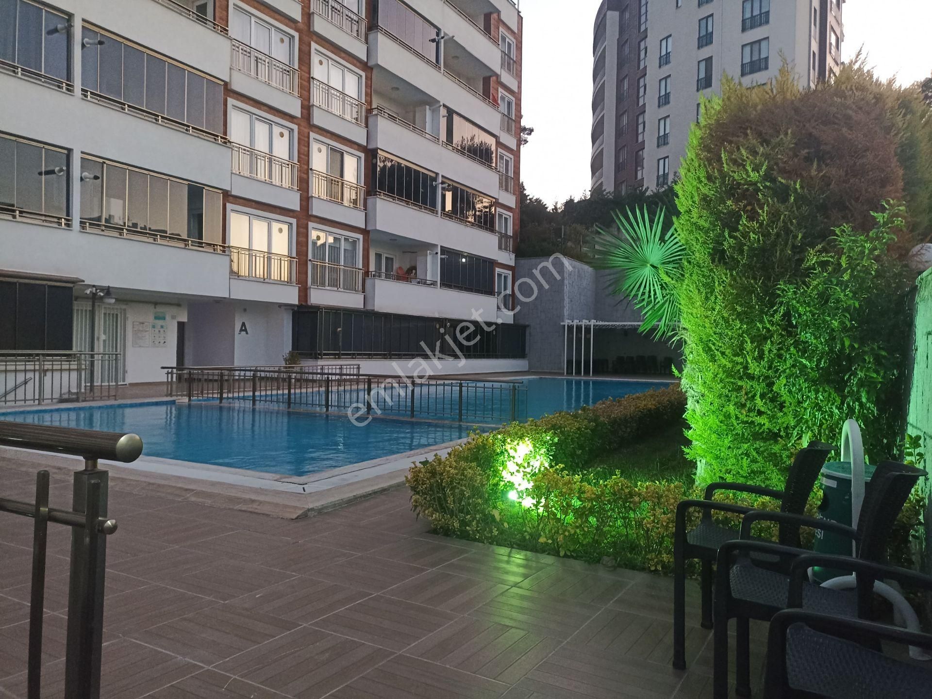 Mudanya Güzelyalı Eğitim Kiralık Daire  GÜZELYALI EĞİTİM MAHALLESİNDE HAVUZLU-OTOPARKLI ESYALI KİRALIK DAİRE